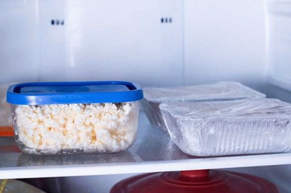 Как хранить творог в холодильнике